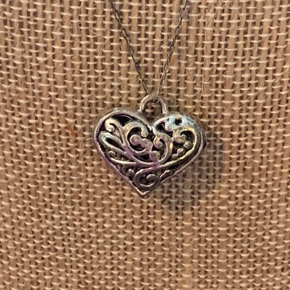 Jewelry - heart necklace